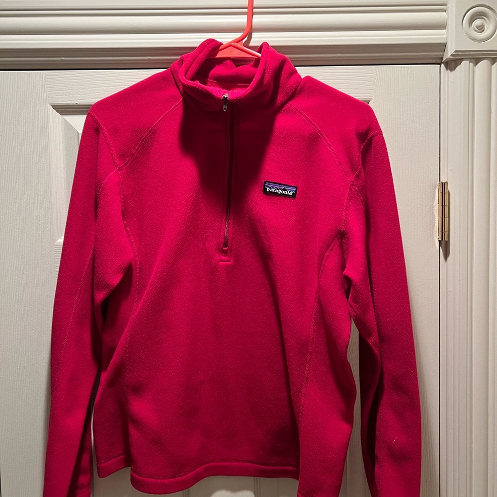 Patagonia Vibrant Pink Fleece Pullover